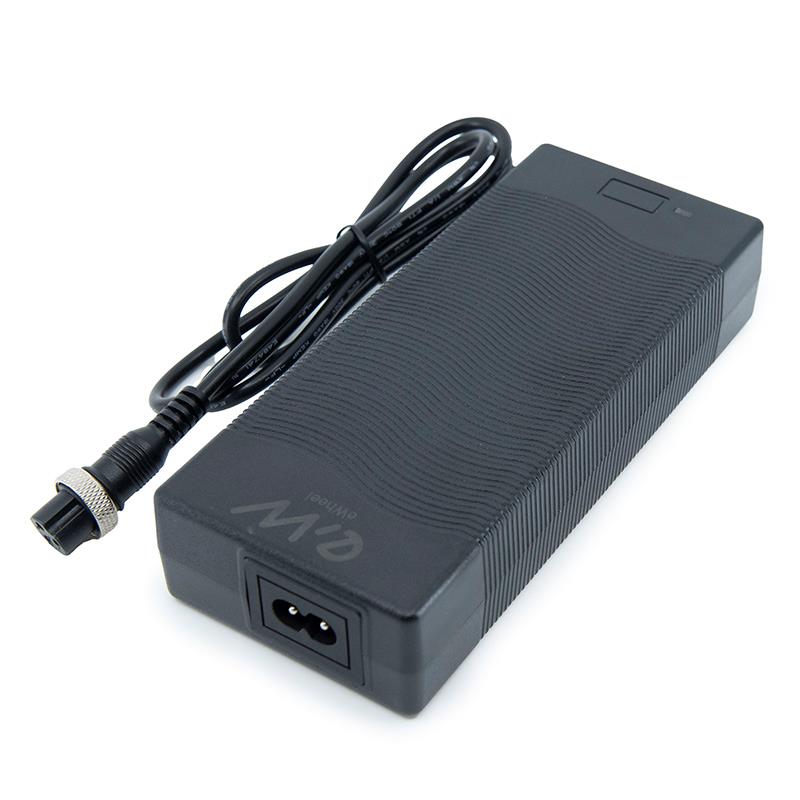 48v-premium-charger-machine-546-v-2a-connector-gx16-ewheel (3)