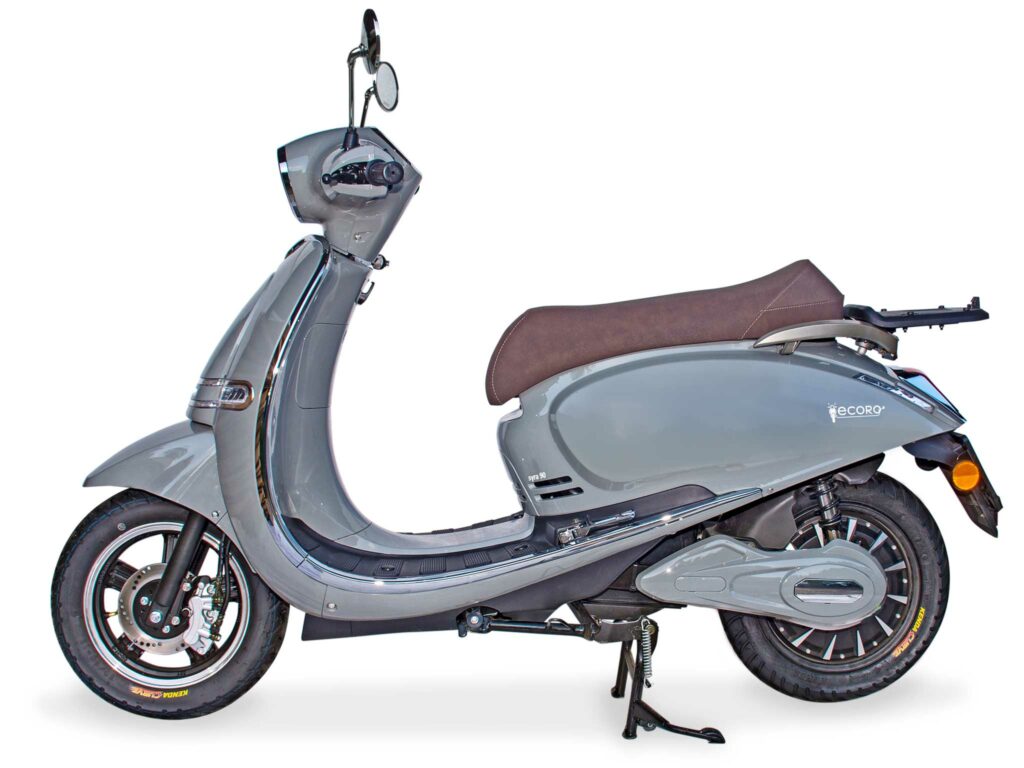 2023-ecoro-gmbh-elektroroller-Syra-90-freigestellt-schatten-produktebild-WEB-grau-2048×1536-2-1024×768